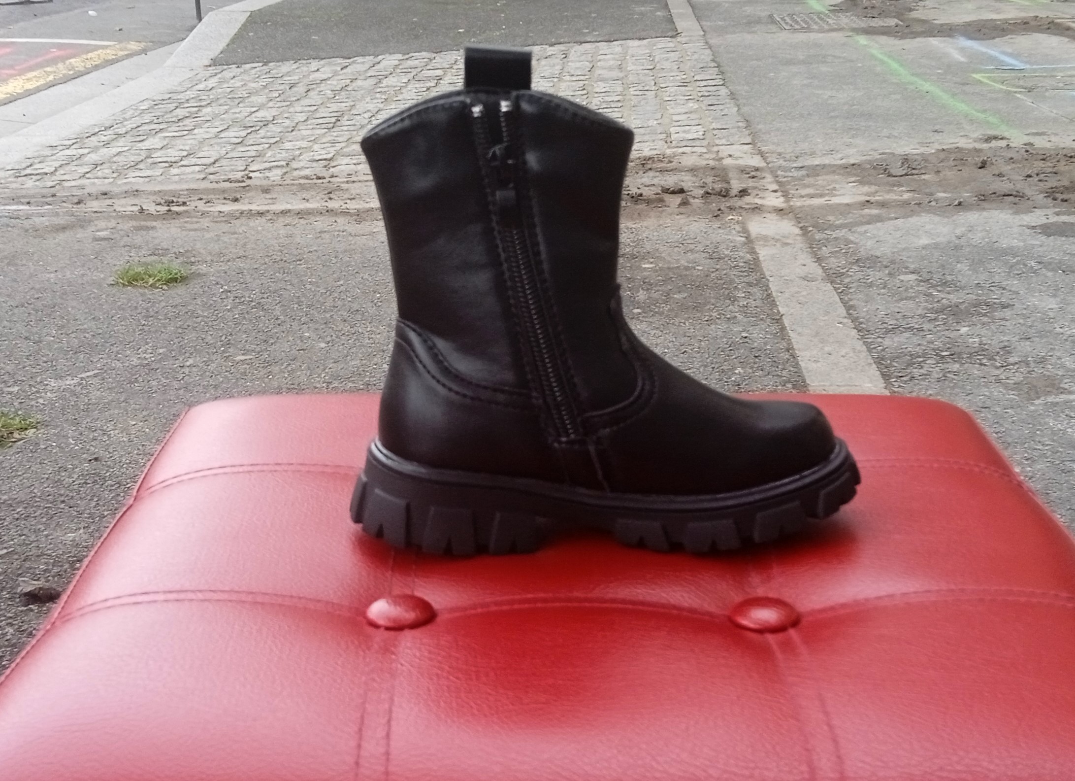 Bottines semelles tracks avec strass.jpg 2