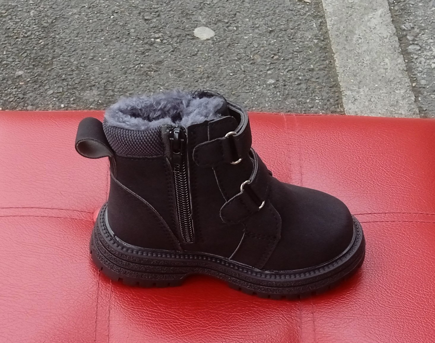Bottines fourées noire  avec sracth 2
