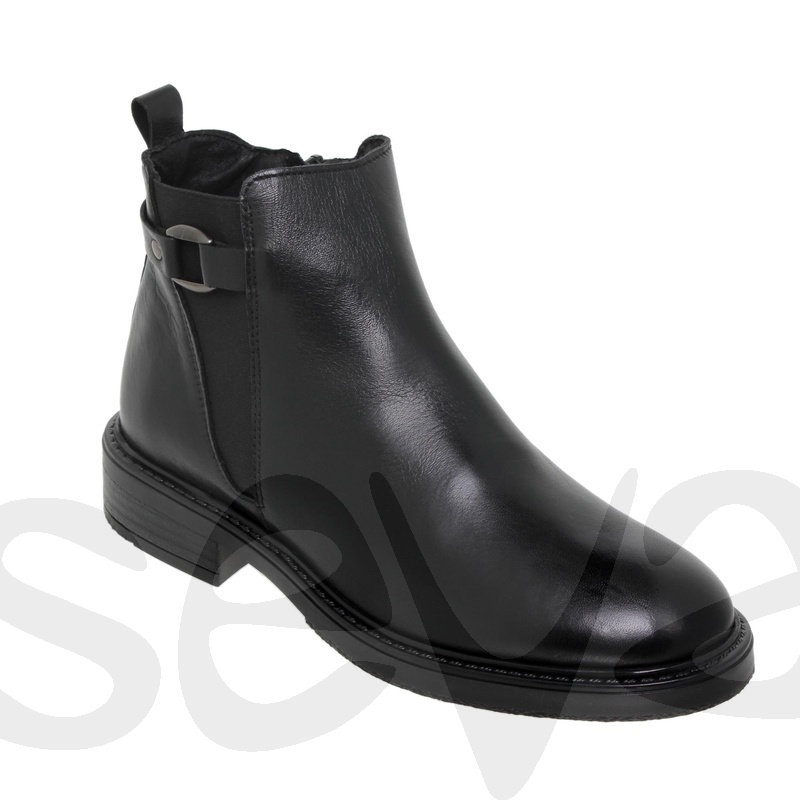 Bottines en cuir noir