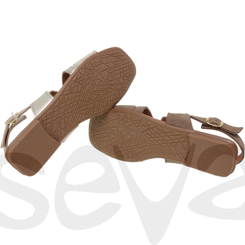 Sandales plates en cuir brides croisées dorés 5