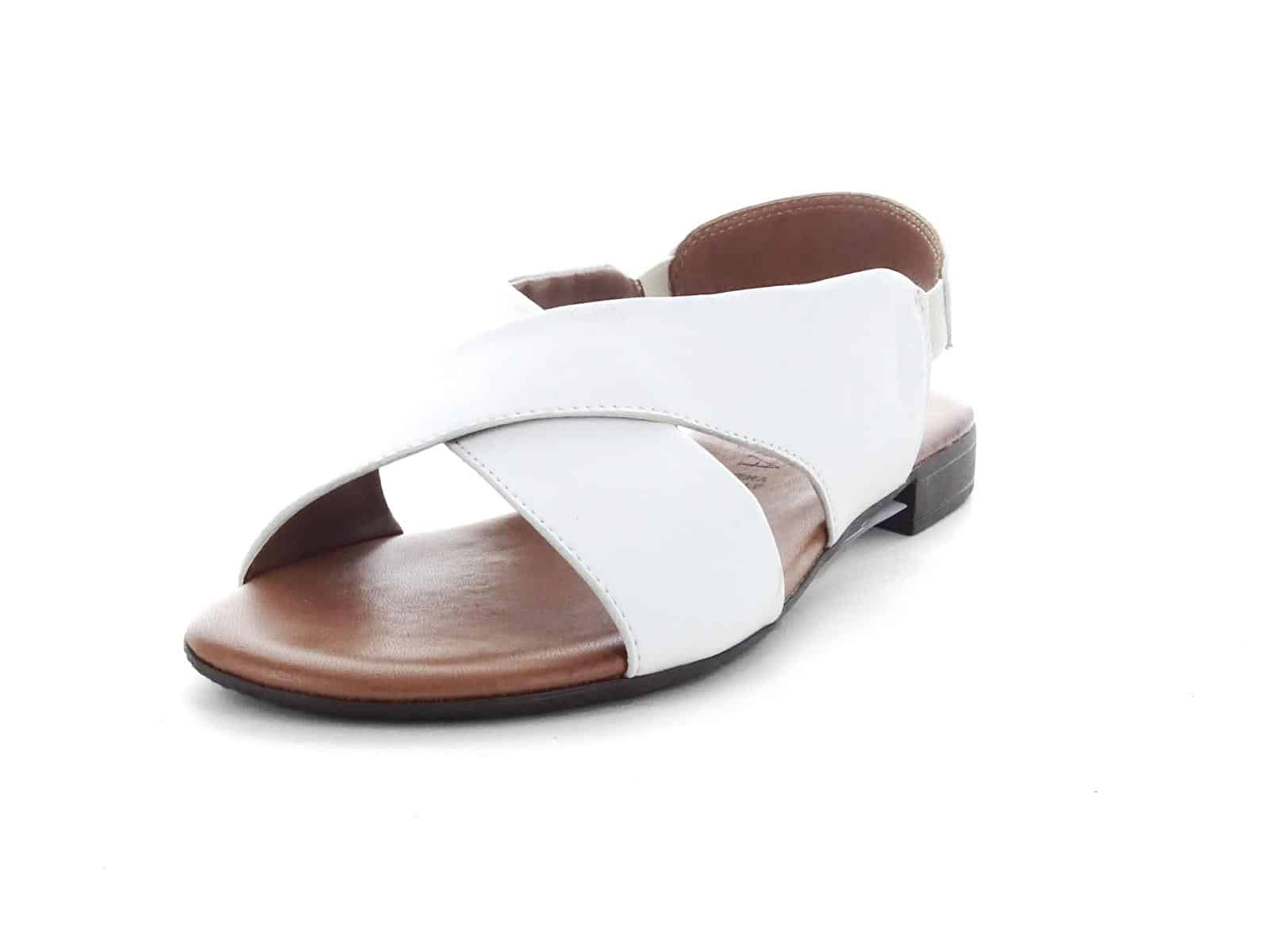 Sandales plates blanches en cuir 3