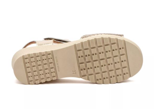 Sandales compensé en cuir doré avec scratch 4