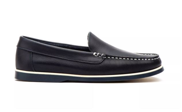 Bateau en cuir bleu 2