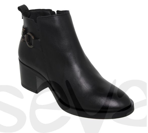 Bottines en cuir noir petit talon