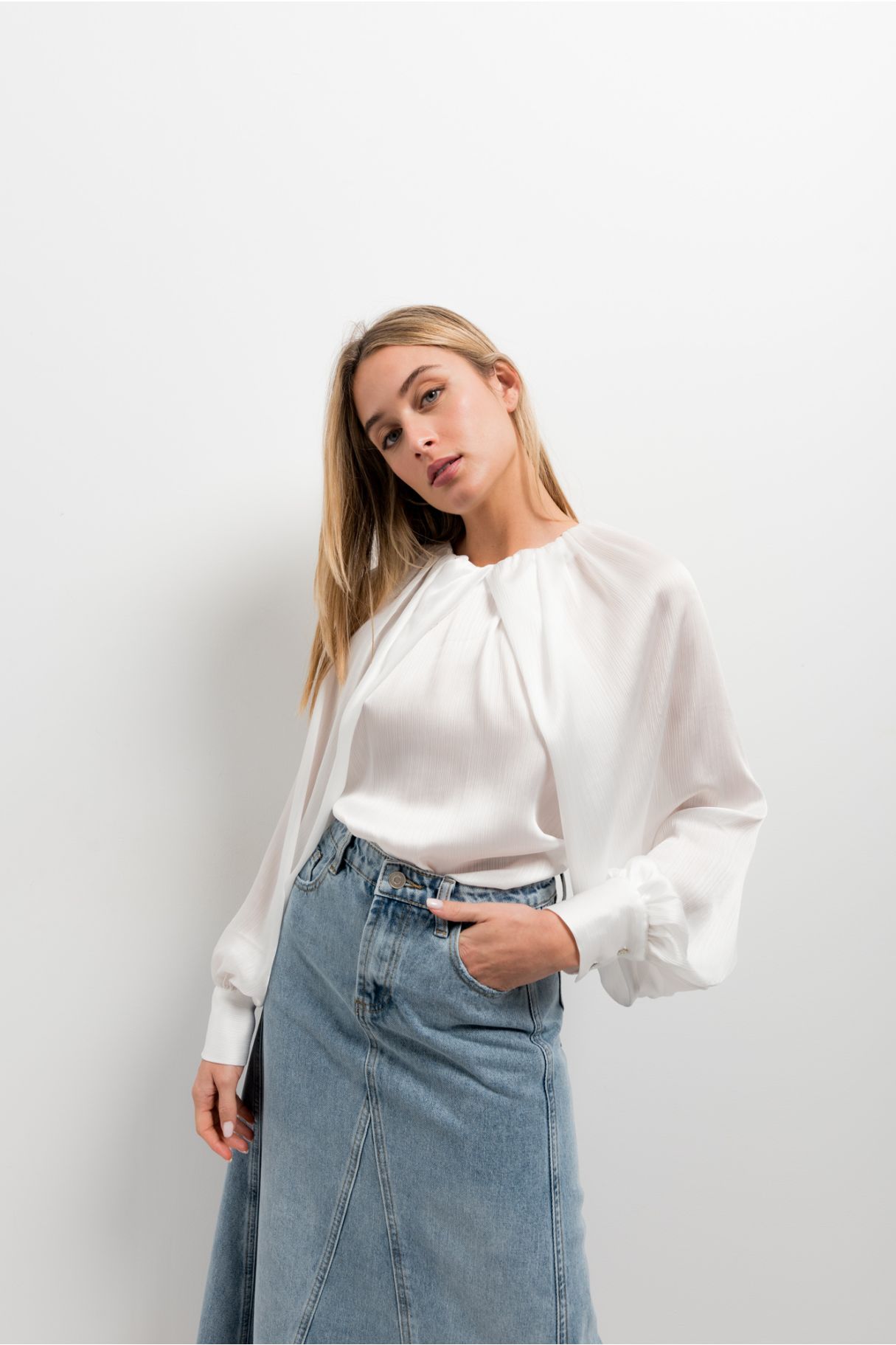 Blouse blanche manhe bouffantes 2