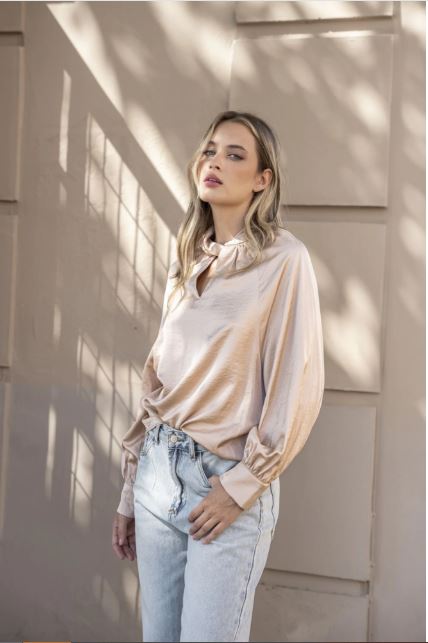 Blouse col noeud 1