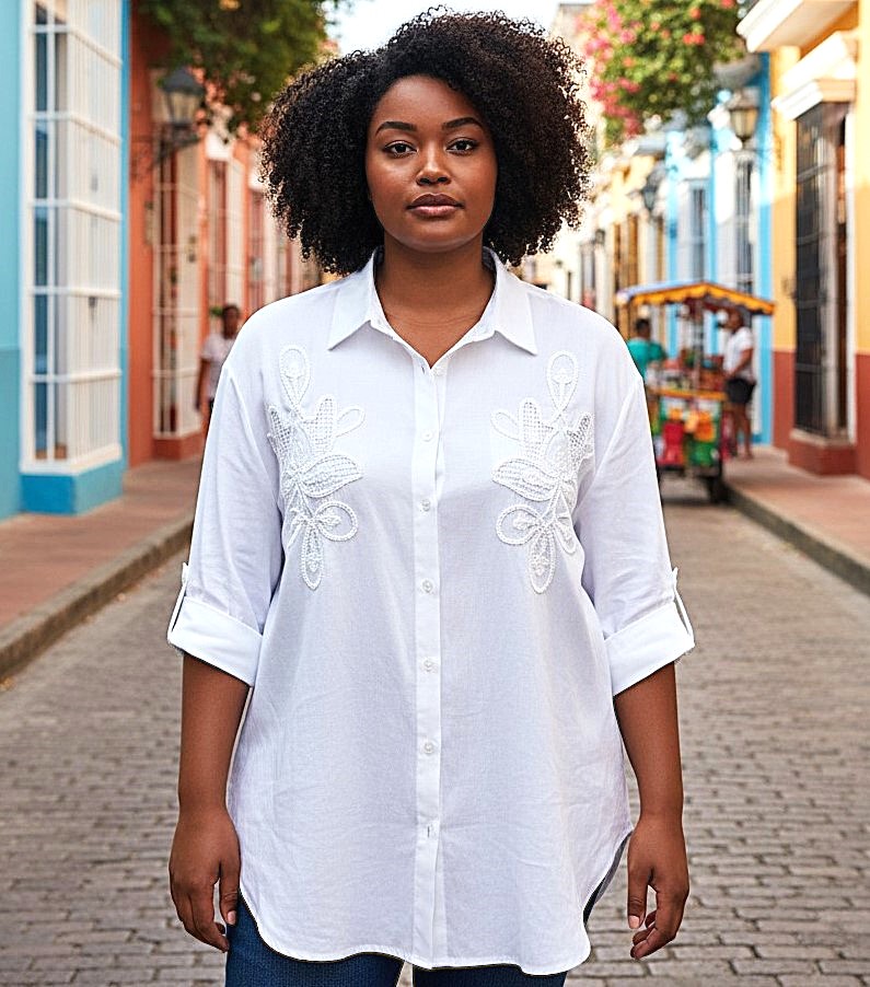 Chemise blanche avec broderie 6