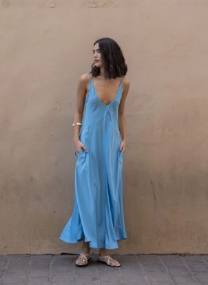 Robe oversize satin avec poche 1