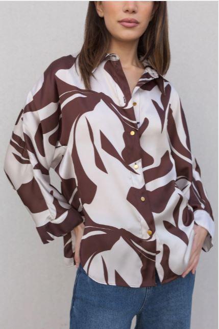 Chemise imprimée satiné marron et blanche 3