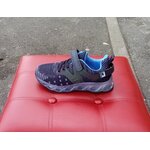 Basket noire et bleu avec semelles translucide