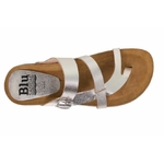 Tong dorée en cuir 4