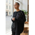 pull noir avec fleurs