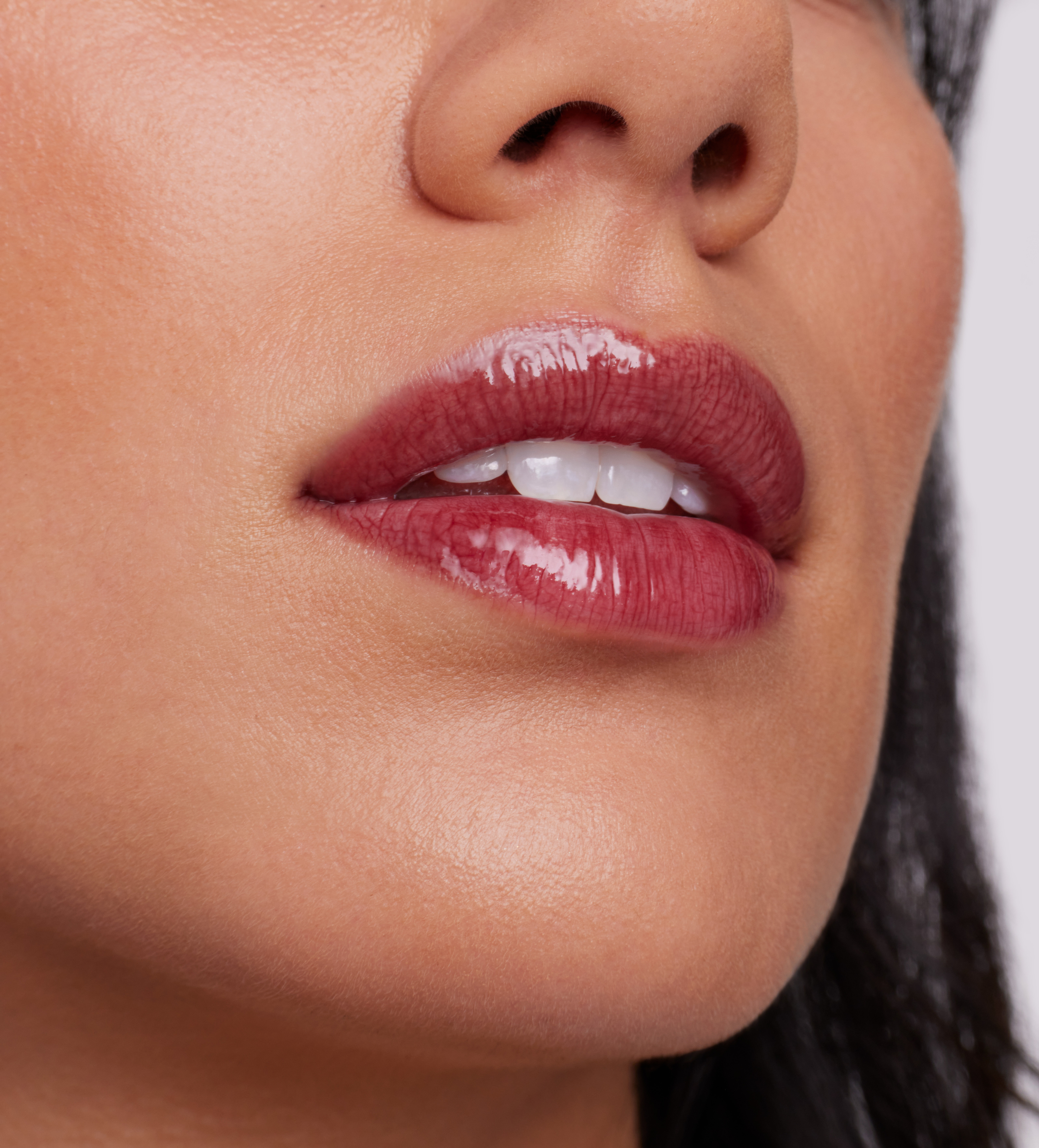 jane iredale ColorLuxe Hight impact cherry noir model medium