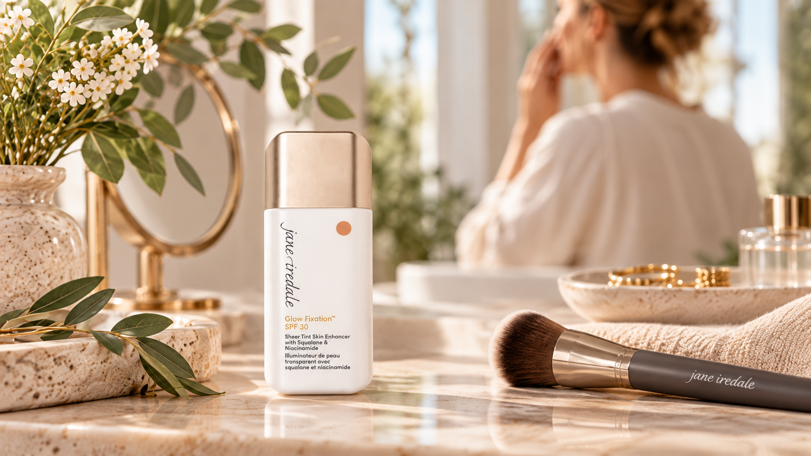 jane iredale Glow Fixation SPF 30 Light Medium to Medium numéro 3