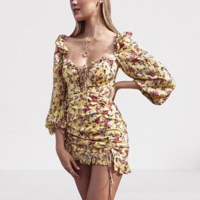 robe-sexy-a-fleurs-courte-jaune