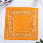 bandana-fleuri-orange-clair