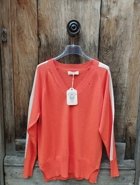 pull-maila-orange-et-blanc-banditas