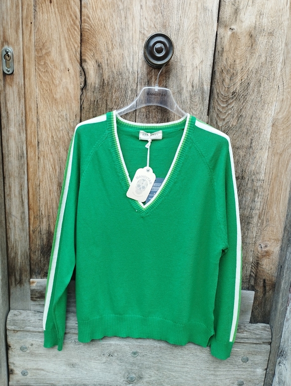 pull-victoria-vert-gucci-et-blanc-banditas