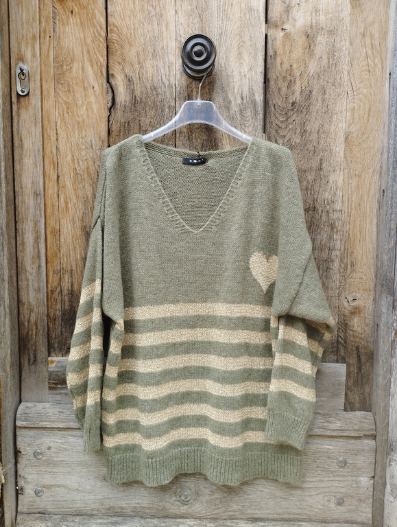 pull-coeur-et-rayures-or-et-olive4