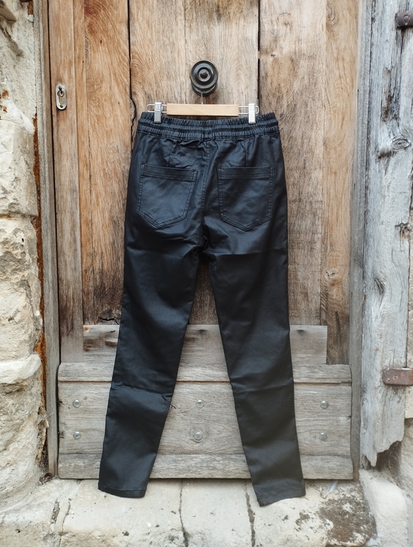 jogging-simili-7190-melly-and-co-noir-1