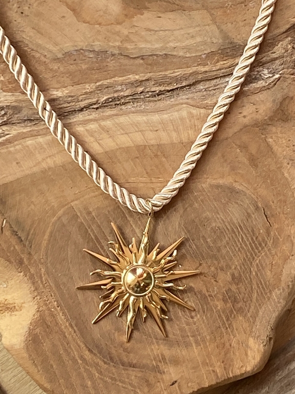 collier-boheme-solaire-1
