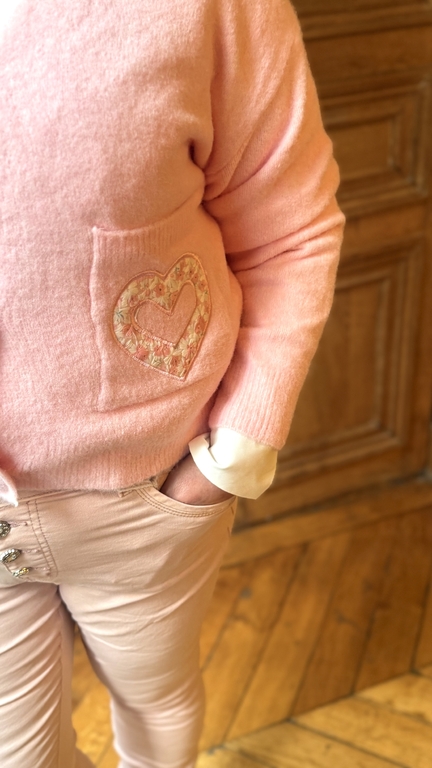 gilet-poches-coeurs-rose-1