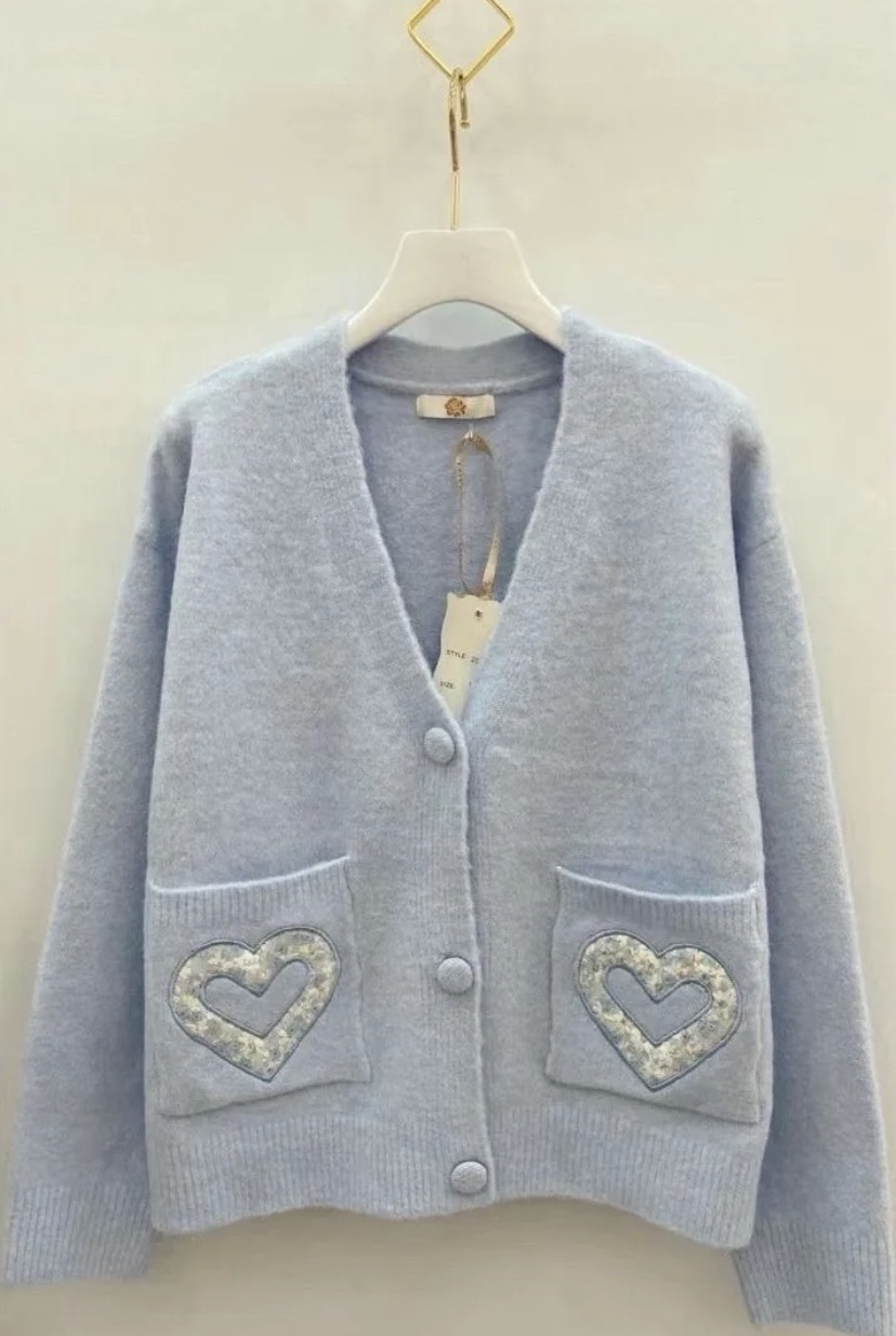 gilet-poches-coeurs-bleu-3