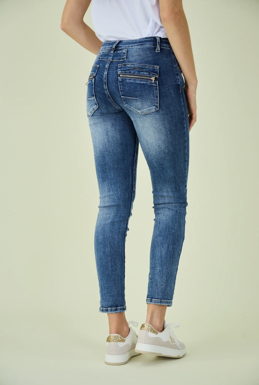 jean-7007-melly-and-co 8