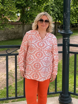 blouse-grande-taille-imprime-orange-et-blanc-1