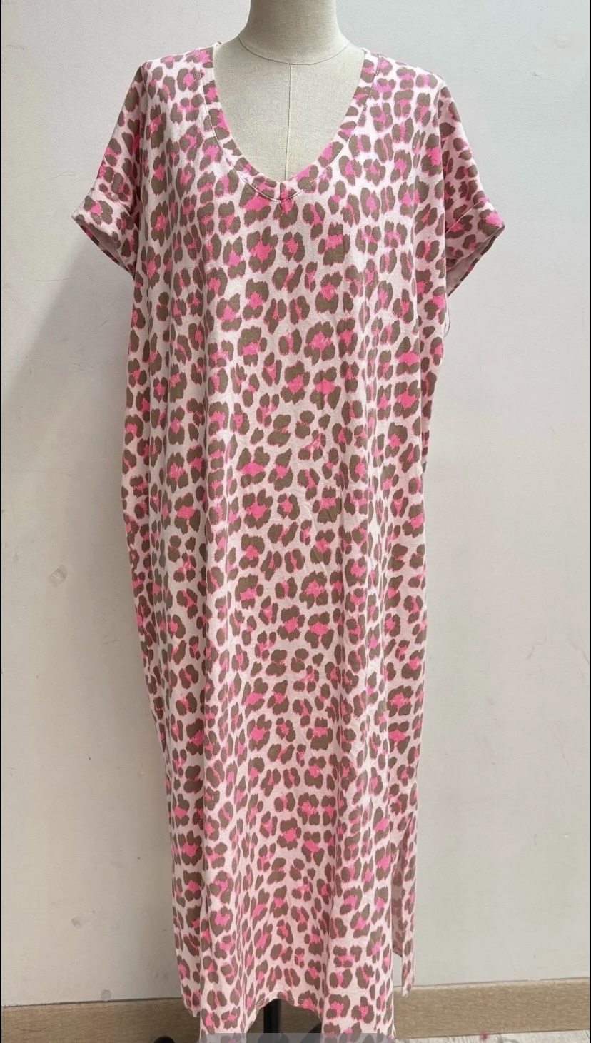 robe-tshirt-leopard-rose-1