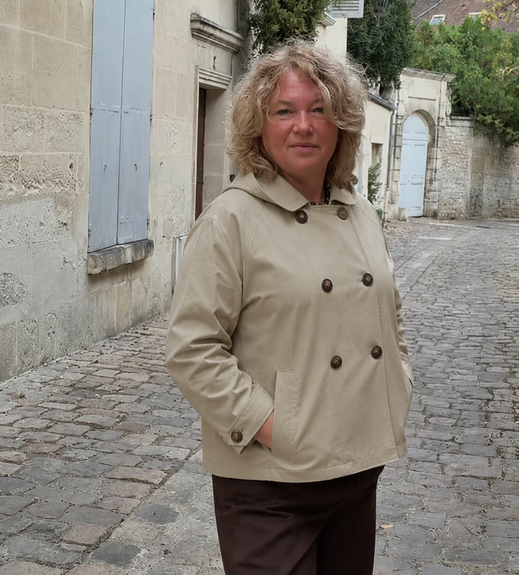 VESTE BEIGE A CAPUCHE GRANDE TAILLE