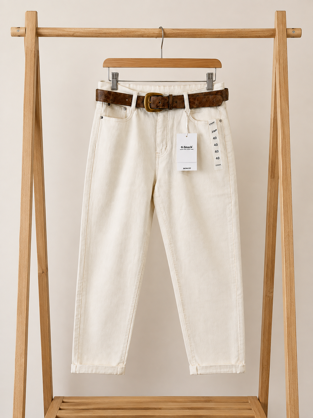 PANTALON MUM FIT ECRU CEINTURE TAUPE