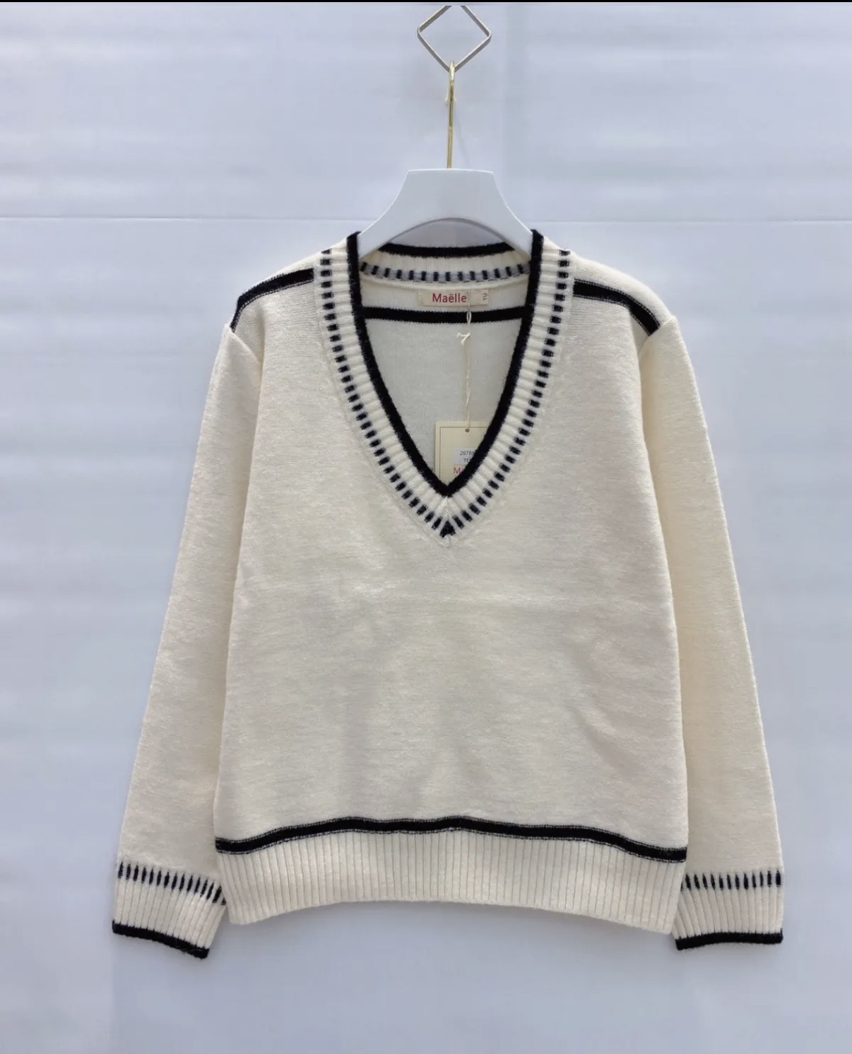 PULL BEIGE ET NOIR