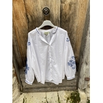 chemise-broderie-blanc-et-bleu