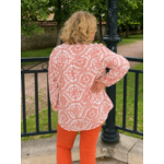 blouse-grande-taille-imprime-orange-et-blanc-2