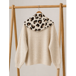 PULL BEIGE AVEC ECHARPE 1