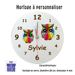 Horloge Chouette multicolor Personnalisable avec un Prénom