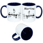 mug-bleu-marine-texticadeaux-kinesitherapeute-personnalisable-personnalisation-martine-prenom-metier-soignante-cabinet-kine-hopital