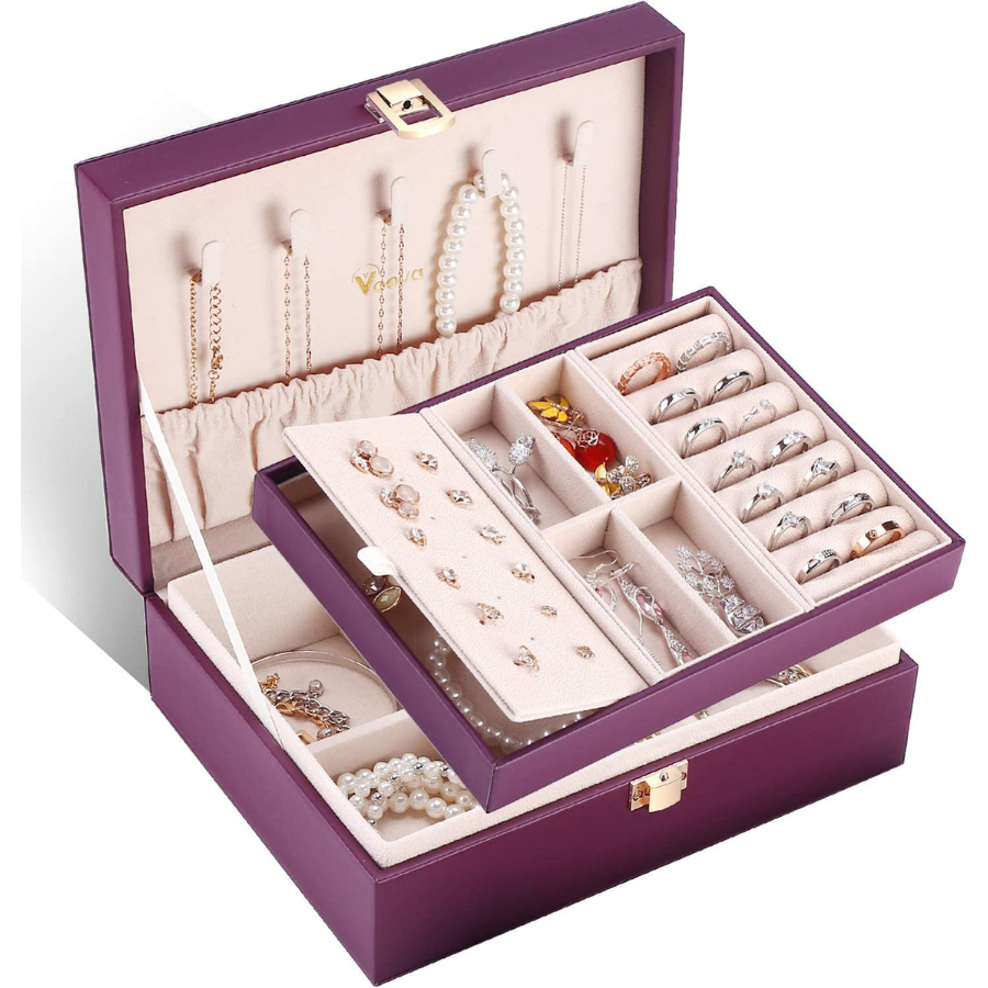 Boîte à bijoux rectangulaire Voova : le moyen idéal pour garder vos bijoux bien-aimés en sécurité et protégés.