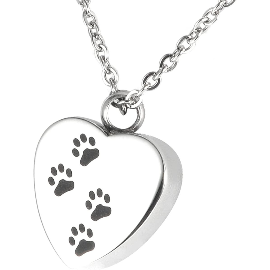 Pendentif Coeur Chat : une empreinte d\'amour à porter fièrement