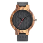 tyle-folklorique-bambou-montre-a-la-mai_description-0