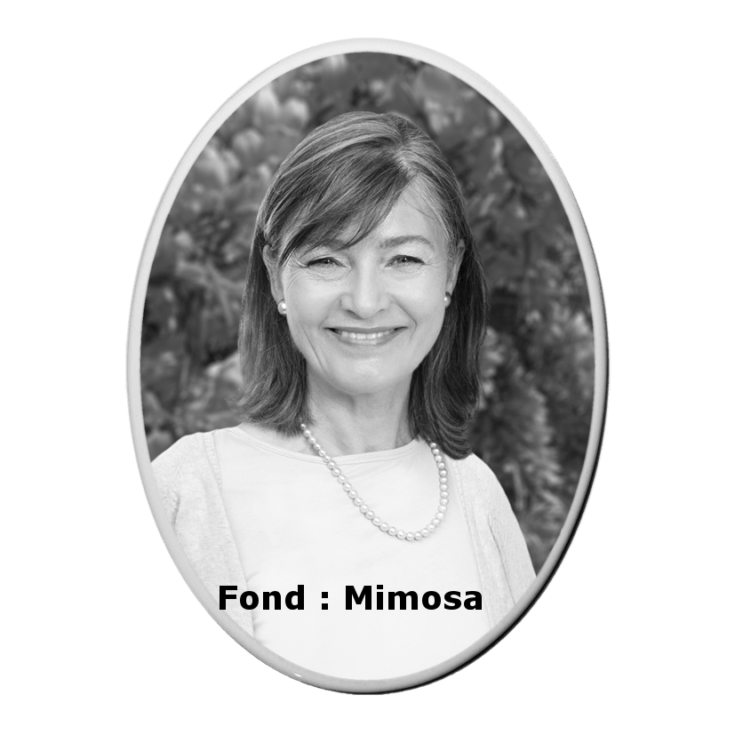 Photo-porcelaine-funéraire-ovale-n&amp;b-BB-P03-Mimosa-F-min