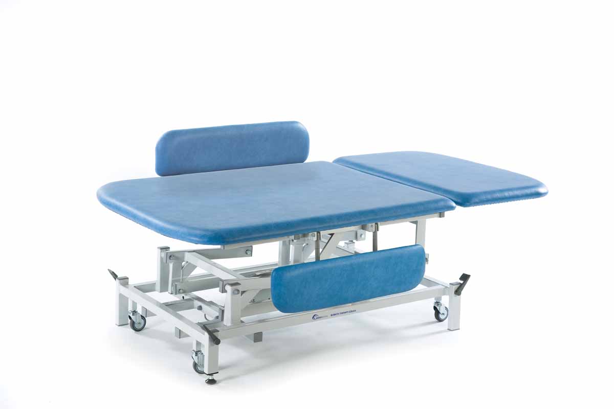 table bobath électrique deux plans dossier barrières relevables option seers medical tablelya