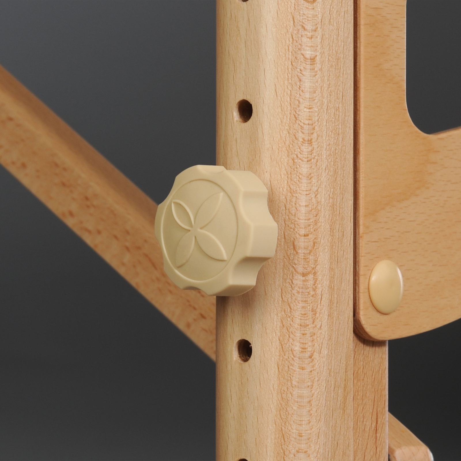 table de massage largeur 60 cm en bois domicile tablelya habys bouton fleur logo habys beigge Stol-do-masazu-Panda-70-cm-bezowy-407_7