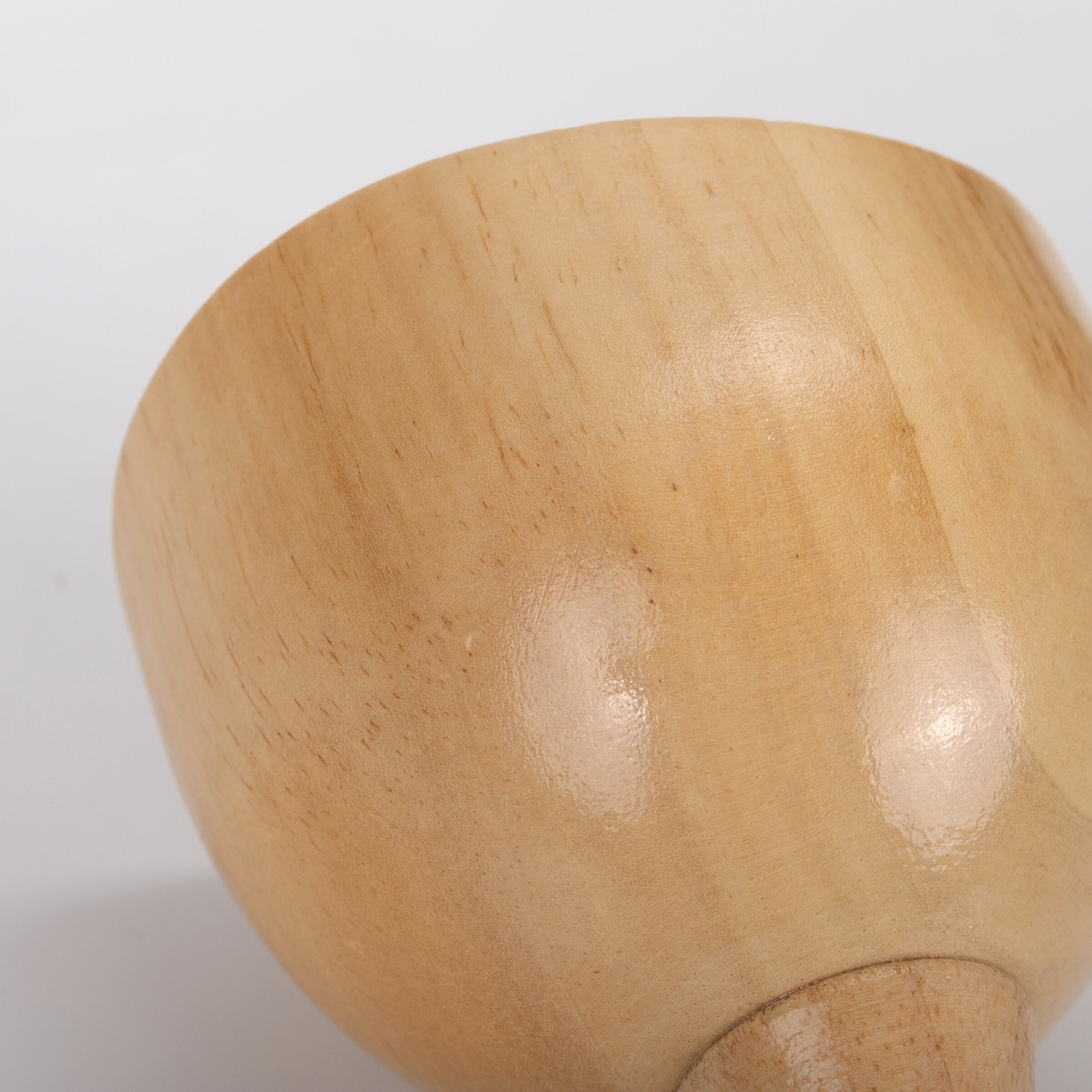 tablelya-madérotherapie-détail-cloche-manche-bois-drainage-cellulite-esthetique