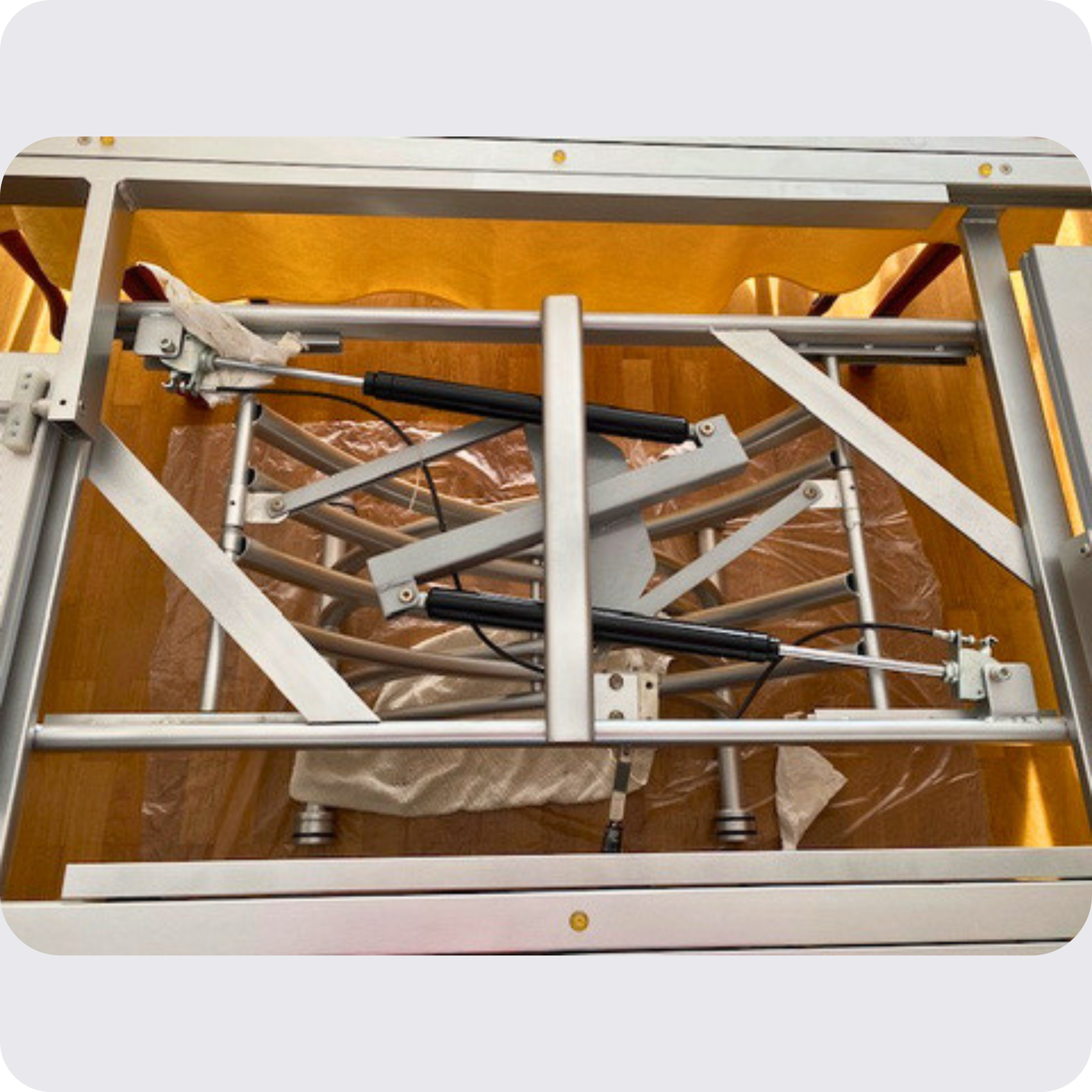 mecanisme-table-basse-relevable-verins-gaz-commande-mdi-gomiden-tablelya