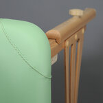 table Massage en bois portable largeur 70 cm détail du bord cousu arrondi Massage-Table-Panda-Light-Wood-70-Vinyl-Flex-K022-Green-1983_10