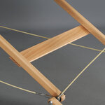 details-structure-renfort-stabilité-bois-table-massage-xena-beige