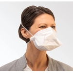 Femme-masque-pliable-scaled
