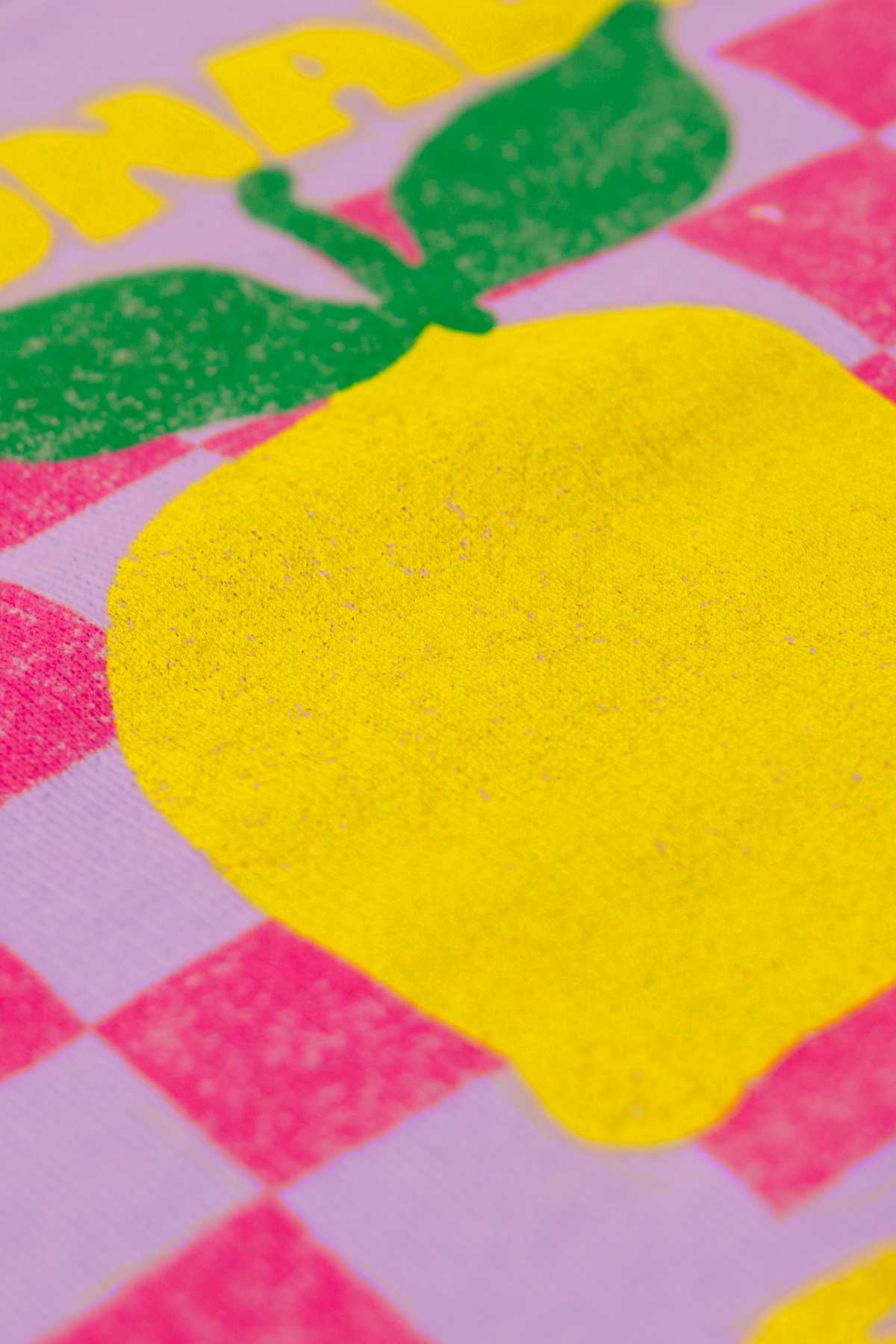 t-shirt-sam-lemonade-print-3
